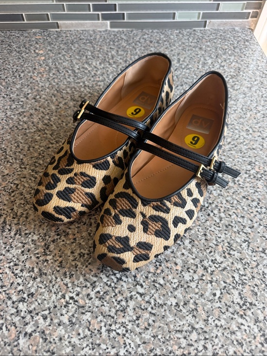 Dolce Vita Shoes - Dolce Vita leopard flats size 9